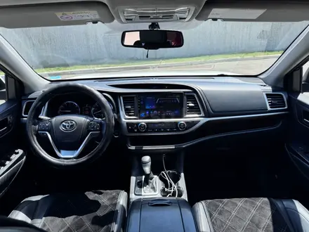 Toyota Highlander 2014 года за 13 000 000 тг. в Алматы – фото 10
