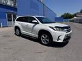 Toyota Highlander 2014 года за 13 000 000 тг. в Алматы