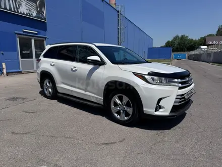 Toyota Highlander 2014 года за 13 000 000 тг. в Алматы