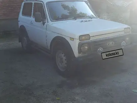 ВАЗ (Lada) Lada 2121 2005 года за 900 000 тг. в Новая Бухтарма – фото 2