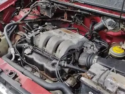 Двигатель 3.3см Крайслер Вояджер (2 кузов) привозной в навесе за 450 000 тг. в Алматы – фото 5