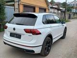 Volkswagen Tiguan 2021 года за 21 500 000 тг. в Алматы – фото 5