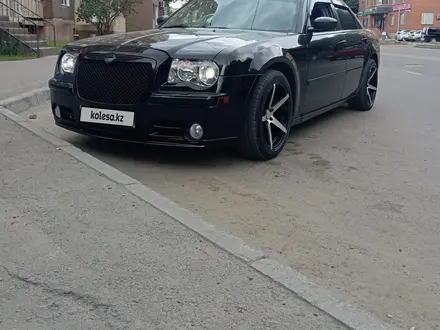 Chrysler 300C 2006 года за 4 600 000 тг. в Павлодар – фото 3