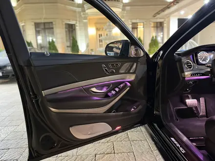 Mercedes-Benz S 63 AMG 2013 года за 32 800 000 тг. в Алматы – фото 17