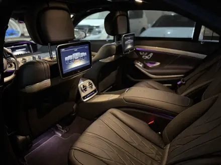 Mercedes-Benz S 63 AMG 2013 года за 32 800 000 тг. в Алматы – фото 21