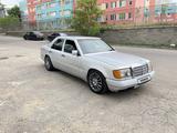Mercedes-Benz E 300 1993 годаfor1 250 000 тг. в Алматы – фото 2