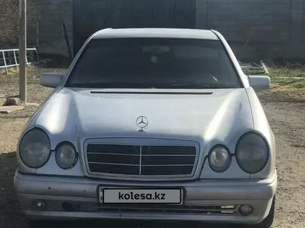 Mercedes-Benz E 230 1995 года за 2 200 000 тг. в Тараз