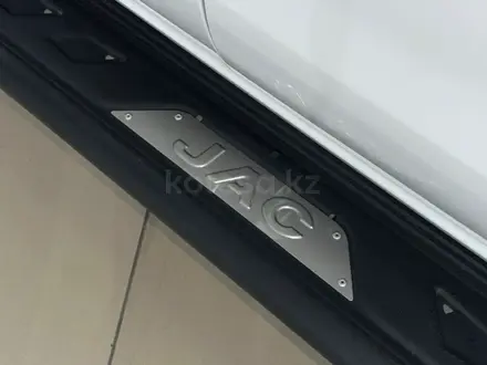 JAC T9 Hunter Luxury 2025 года за 16 990 000 тг. в Семей – фото 14