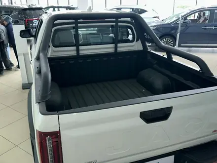 JAC T9 Hunter Luxury 2025 года за 16 990 000 тг. в Семей – фото 16