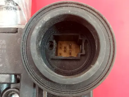 Электромотор стеклоподъемника R заднего двери б/у Power Window Motor за 25 000 тг. в Шымкент – фото 3