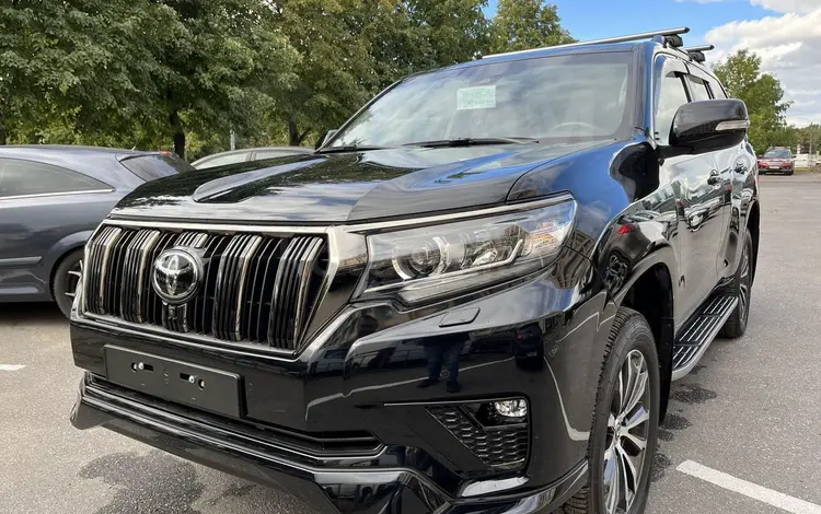 Toyota Land Cruiser Prado 2022 года за 46 300 000 тг. в Астана