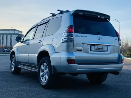 Toyota Land Cruiser Prado 2007 года за 10 700 000 тг. в Караганда – фото 2