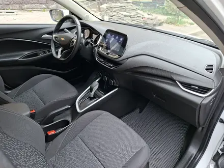 Chevrolet Onix 2023 года за 5 280 000 тг. в Астана – фото 30