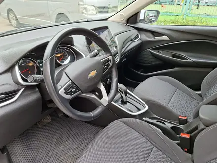 Chevrolet Onix 2023 года за 5 280 000 тг. в Астана – фото 32