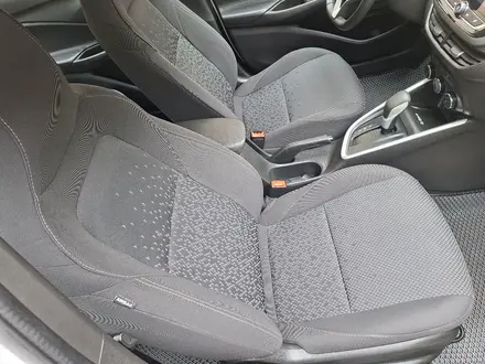 Chevrolet Onix 2023 года за 5 280 000 тг. в Астана – фото 39