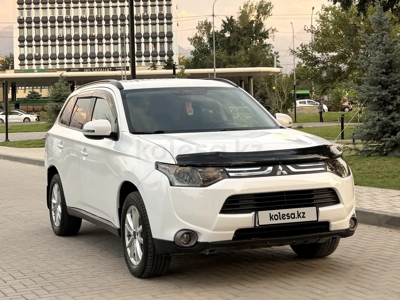 Mitsubishi Outlander, 2013