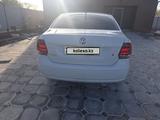 Volkswagen Polo 2013 года за 4 000 000 тг. в Уральск – фото 2