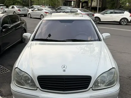 Mercedes-Benz S 320 2001 года за 4 300 000 тг. в Алматы