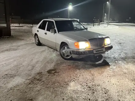 Mercedes-Benz E 230 1990 года за 1 000 000 тг. в Караганда – фото 4
