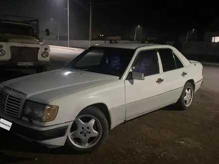 Mercedes-Benz E 230 1990 года за 1 000 000 тг. в Караганда – фото 7