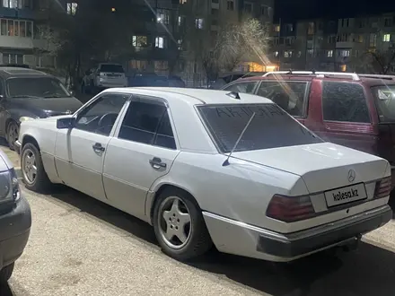 Mercedes-Benz E 230 1990 года за 1 000 000 тг. в Караганда – фото 6