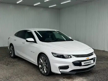 Chevrolet Malibu 2016 года за 7 190 000 тг. в Астана – фото 2