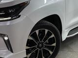 Lexus LX 570 2020 годаfor65 000 000 тг. в Астана – фото 4