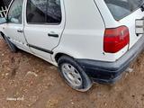 Volkswagen Golf 1993 годаfor500 000 тг. в Казалинск – фото 2