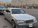 Mercedes-Benz C 200 1997 годаүшін2 800 000 тг. в Астана