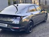 Hyundai Elantra 2022 года за 8 200 000 тг. в Петропавловск – фото 4