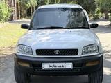 Toyota RAV4 1995 годаүшін2 800 000 тг. в Алматы