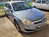 Opel Astra 2009 года за 3 500 000 тг. в Уральск – фото 2