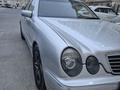 Mercedes-Benz E 240 1997 годаүшін3 500 000 тг. в Актау – фото 2