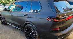 BMW X7 2023 года за 70 000 000 тг. в Астана – фото 2