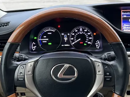 Lexus ES 300h 2015 года за 8 200 000 тг. в Атырау – фото 9