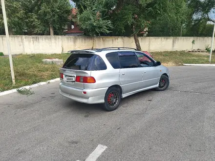 Toyota Ipsum 1996 года за 3 300 000 тг. в Алматы