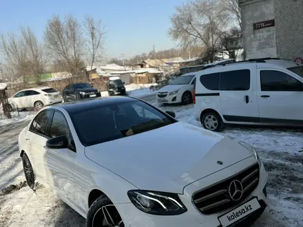 Mercedes-Benz E 200 2018 года за 16 200 000 тг. в Алматы – фото 8