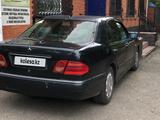 Mercedes-Benz E 230 1998 годаfor1 800 000 тг. в Петропавловск – фото 2