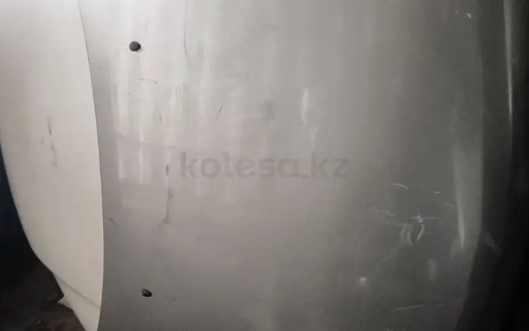 Капот за 1 000 тг. в Алматы