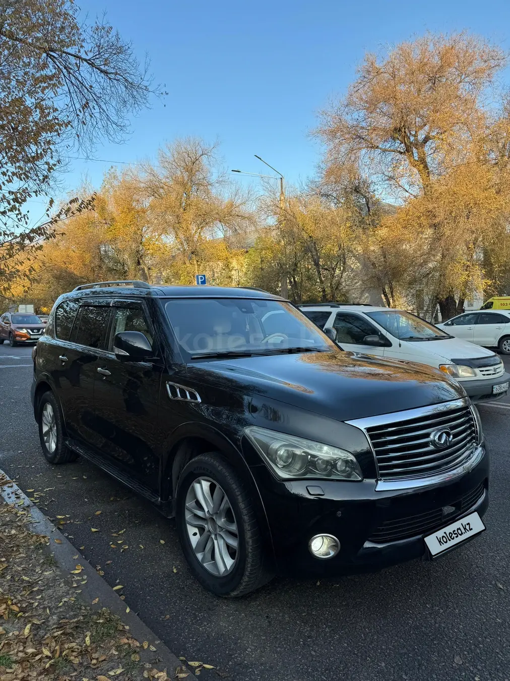 Инфинити QX56, 2013