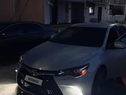 Toyota Camry 2015 года за 5 600 000 тг. в Жанаозен – фото 9