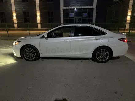 Toyota Camry 2015 года за 5 600 000 тг. в Жанаозен – фото 5