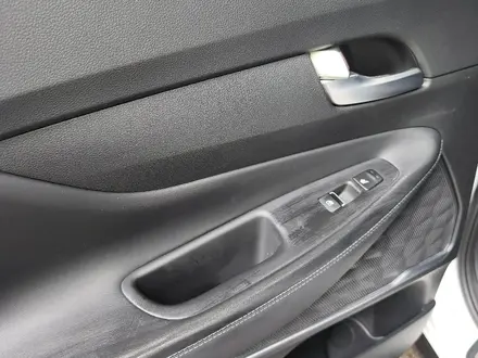 Hyundai Santa Fe 2021 года за 15 500 000 тг. в Алматы – фото 17