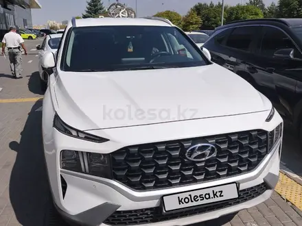 Hyundai Santa Fe 2021 года за 15 500 000 тг. в Алматы – фото 2