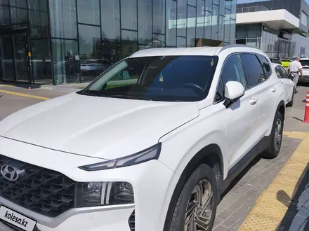 Hyundai Santa Fe 2021 года за 15 500 000 тг. в Алматы – фото 3