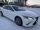 Lexus ES 250 2019 года за 18 500 000 тг. в Актау – фото 4