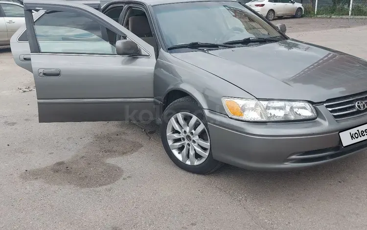 Toyota Camry 2000 года за 3 300 000 тг. в Туркестан