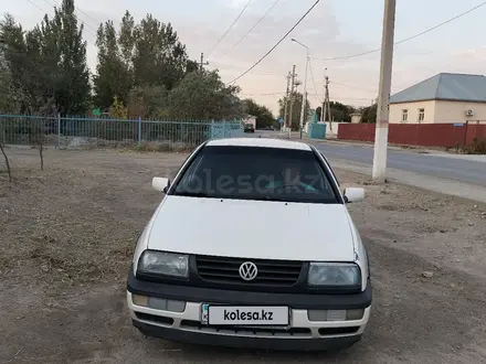 Volkswagen Vento 1993 года за 1 000 000 тг. в Кызылорда – фото 2