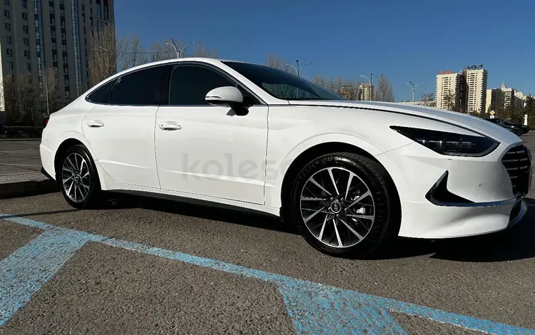 Hyundai Sonata 2023 годаfor12 890 000 тг. в Астана