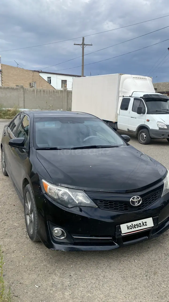 Toyota Camry, 2014
